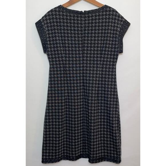 DM Donna Morgan Dress - Size 10 - Classy with Fantastic Applique Details‎ - Picture 2 of 9